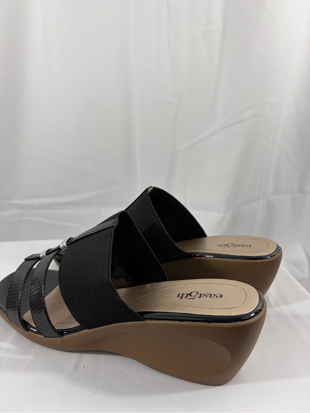 NWT East 5th Women's Size 7.5W Black Wedge Slide Sandals - Picture 4 of 7